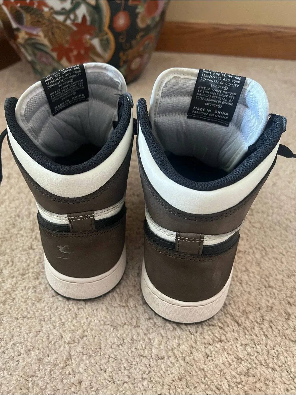 Air Jordan 1 Retro OG Dark Mocha